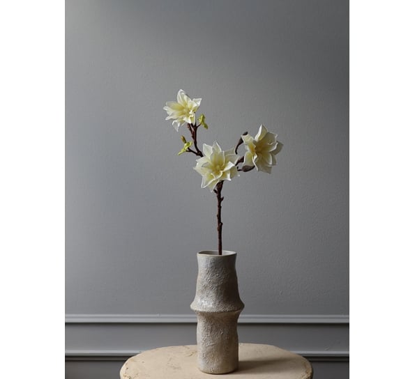 Kunstig grein Lily Magnolia hvit fra Botanè Studios