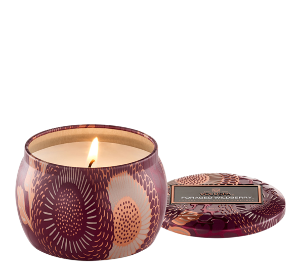 Duftlys 25t Foraged Wildberry fra Voluspa