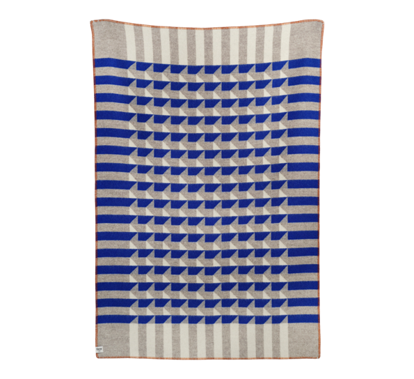 Kvam pledd blått 135x200 cm fra Røros Tweed