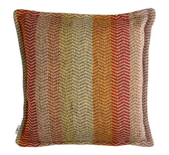 Fri pute Summer Red 60x60 cm fra Røros Tweed