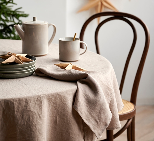 Pure Linen duk ø160 nature fra Södahl