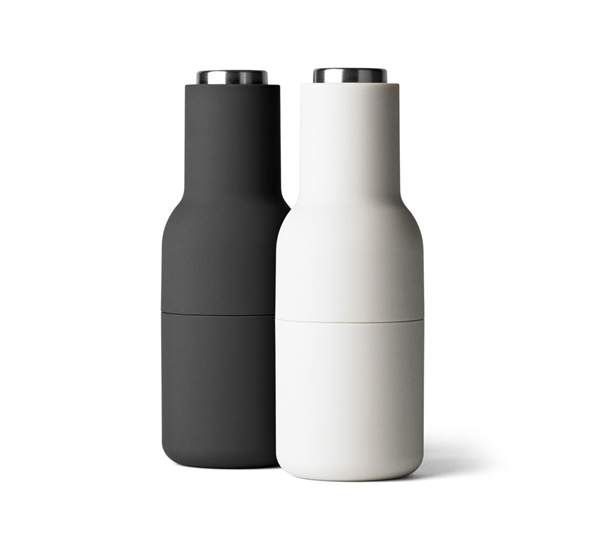 Bottle kverner 2 stk ash carbon med ståltopp fra Audo Copenhagen