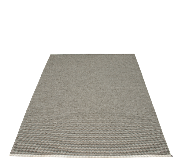 Mono matte charcoal 180x300 cm fra Pappelina