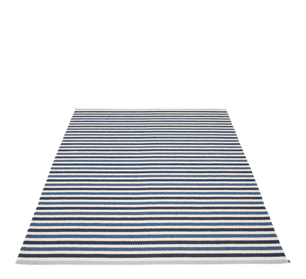 Teo matte denim 230x320 cm fra Pappelina