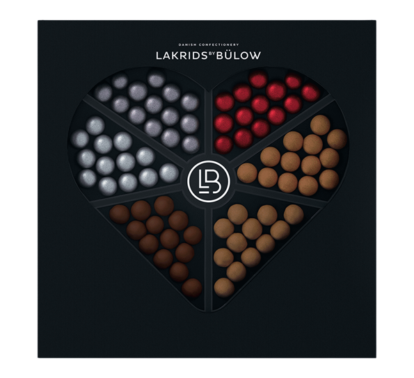 Love selection box Fruity Caramel + Strawberry & Cream 435g fra Lakrids By Johan Bülow