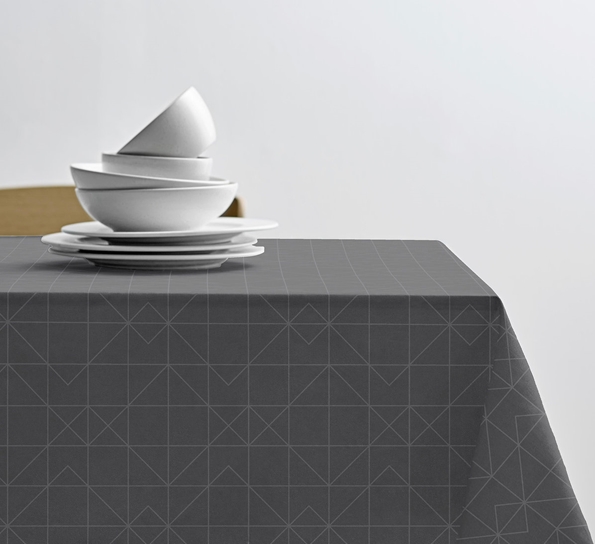 Duk 140x320 refined damask grey fra Södahl