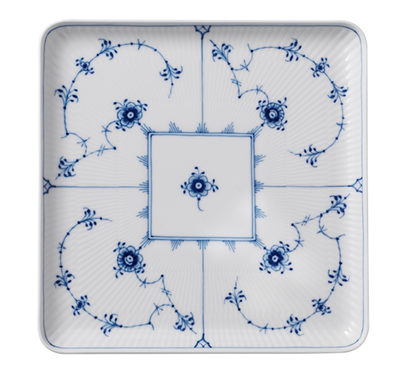 Musselmalt Riflet asjett 20x20 cm fra Royal Copenhagen