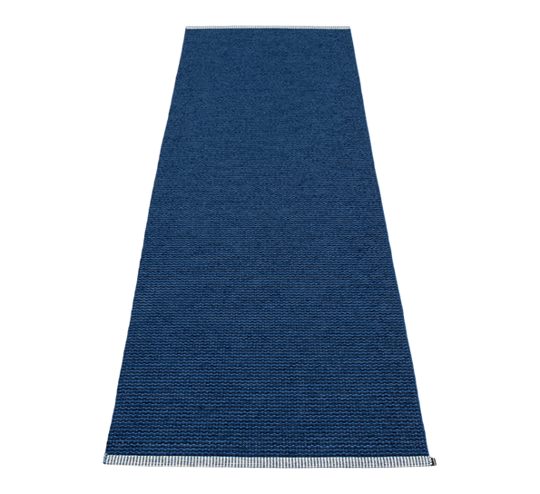 Mono matte mørk blå 85x260 cm fra Pappelina