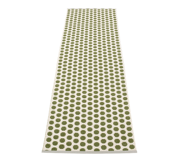 Noa matte mørk oliven 70x250 cm fra Pappelina