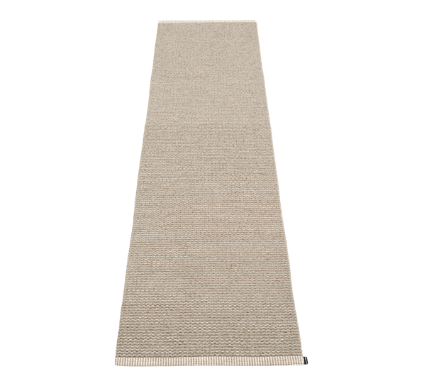 Mono matte mørk lin 70x300 cm fra Pappelina