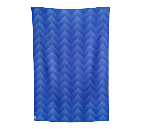 Lynild pledd blått 135x200 cm fra Røros Tweed