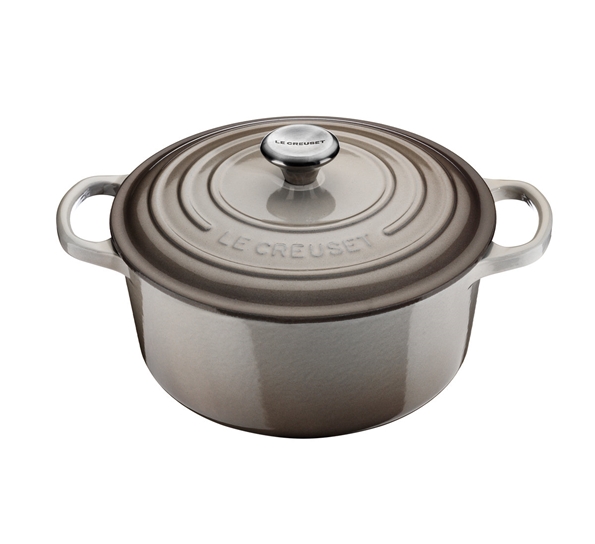 Jerngryte rund 5,3l 26cm nutmeg. fra Le Creuset